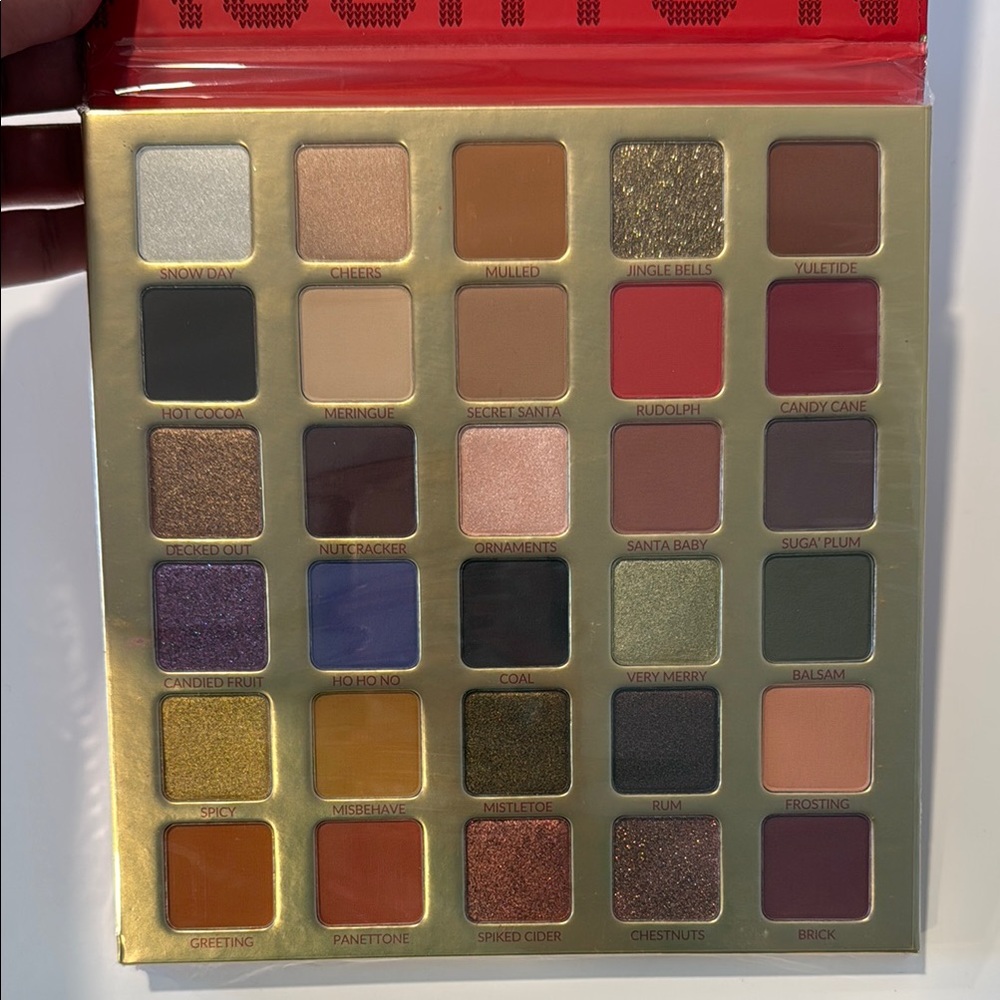 BH Cosmetics Naughty Ho Ho Holidays Palette